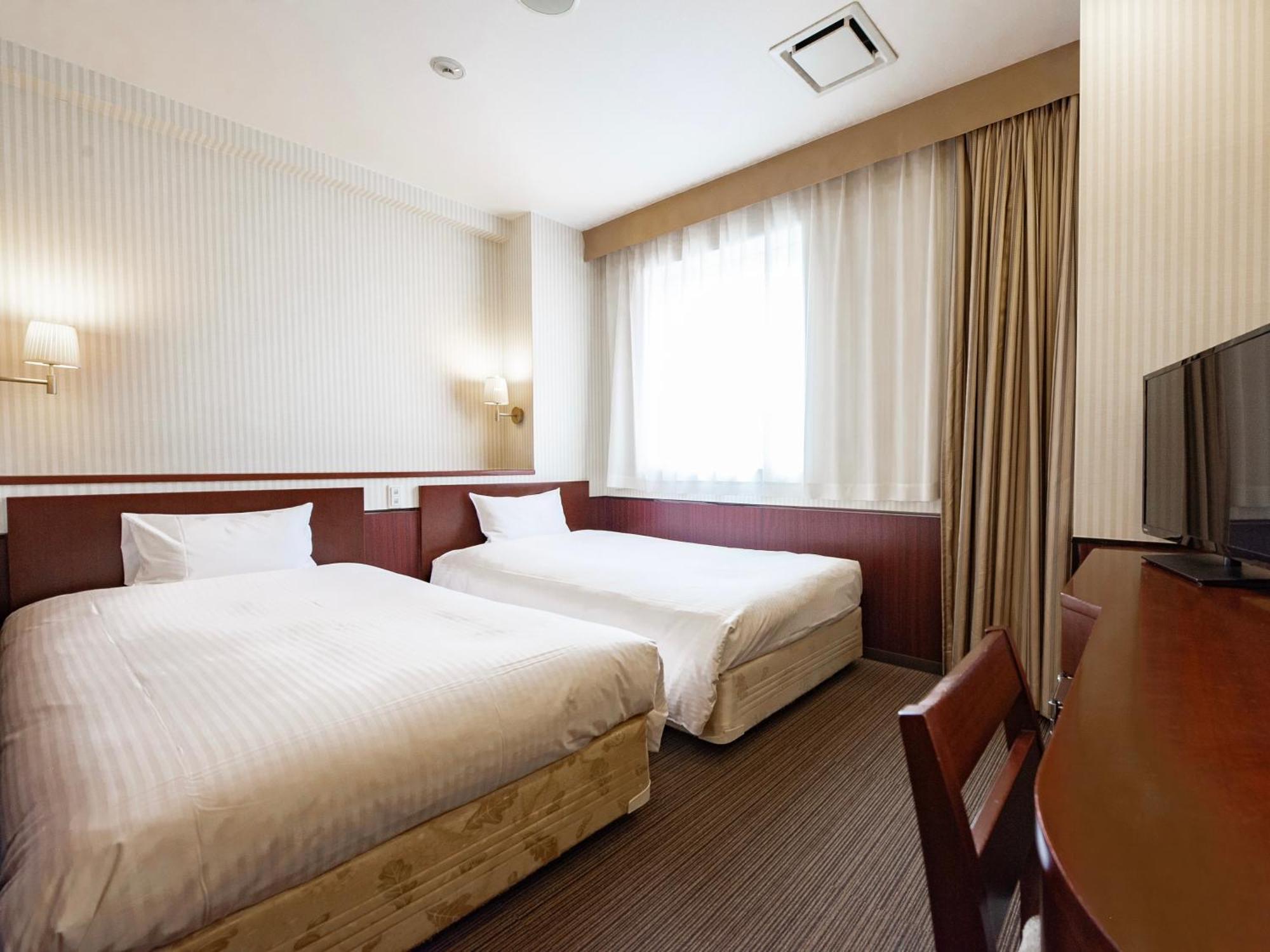 Hotel Hillarys Осака Номер фото